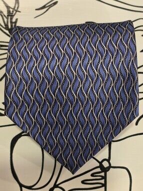 Umberto Bossi Roma Milano Silk Tie Blue Wave Geometric Handmade 61" x 3.75"